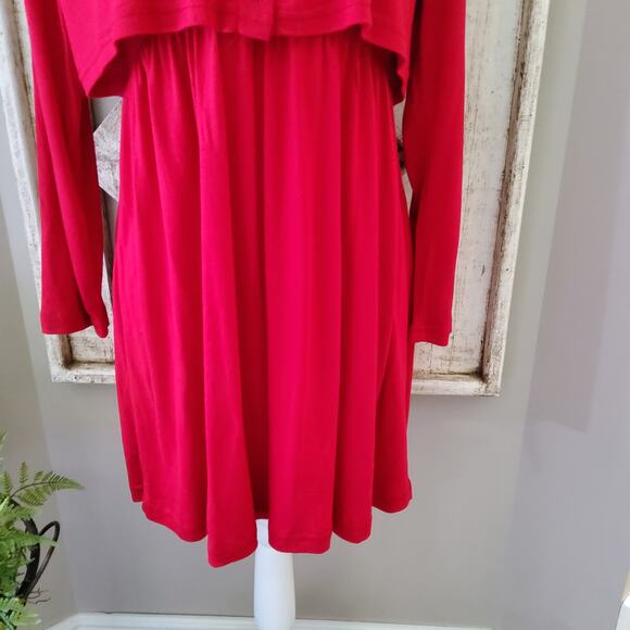 Times Two Maternity 3/4 Sleeve Layered Button Front Nursing Tunic Top in Red - Picture 4 of 8